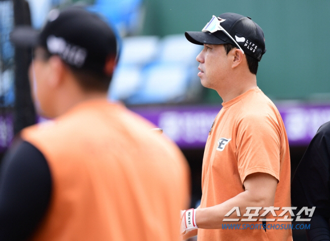 '인천 야구' 23년 원클럽맨이었는데…한 시즌만에 끝난 '객지 생활', …