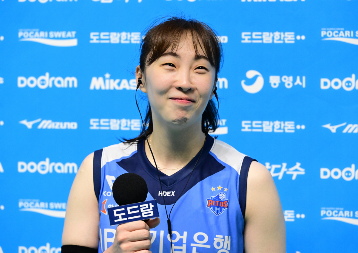 "한국말 다 알아듣는다" IBK 바꾼 '신통'한 재능, 황민경도 깜짝 놀…