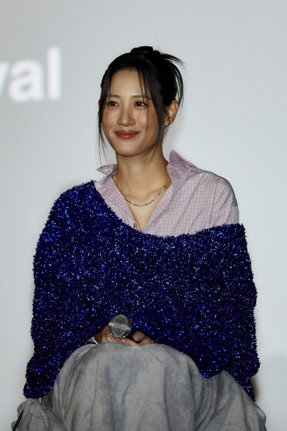 수현, '이혼' 흔적 완벽히 지웠다…반박불가 '부국제 여신' 활약 [종합…