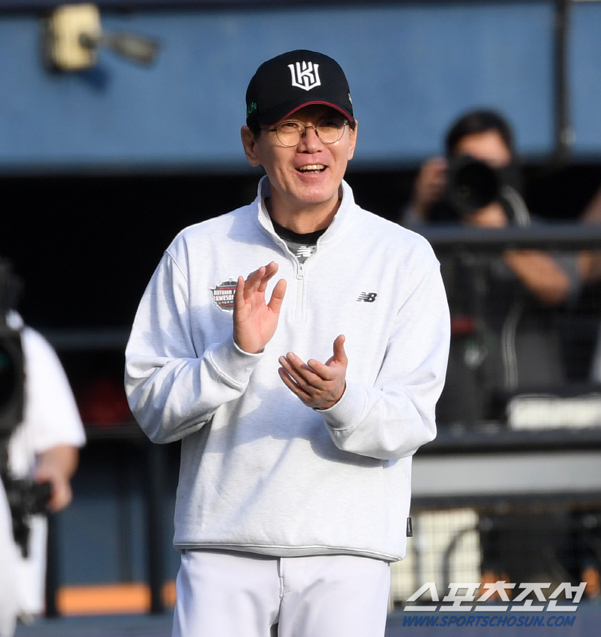 '이미 미래를 그리고 있었구나' 이강철 감독 승부수 "3차전 선발 벤자민…