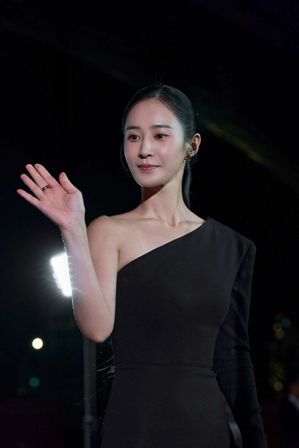 권유리, 제29회 BIFF 환하게 밝혔다…레드카펫→GV·야외토크까지 '특…