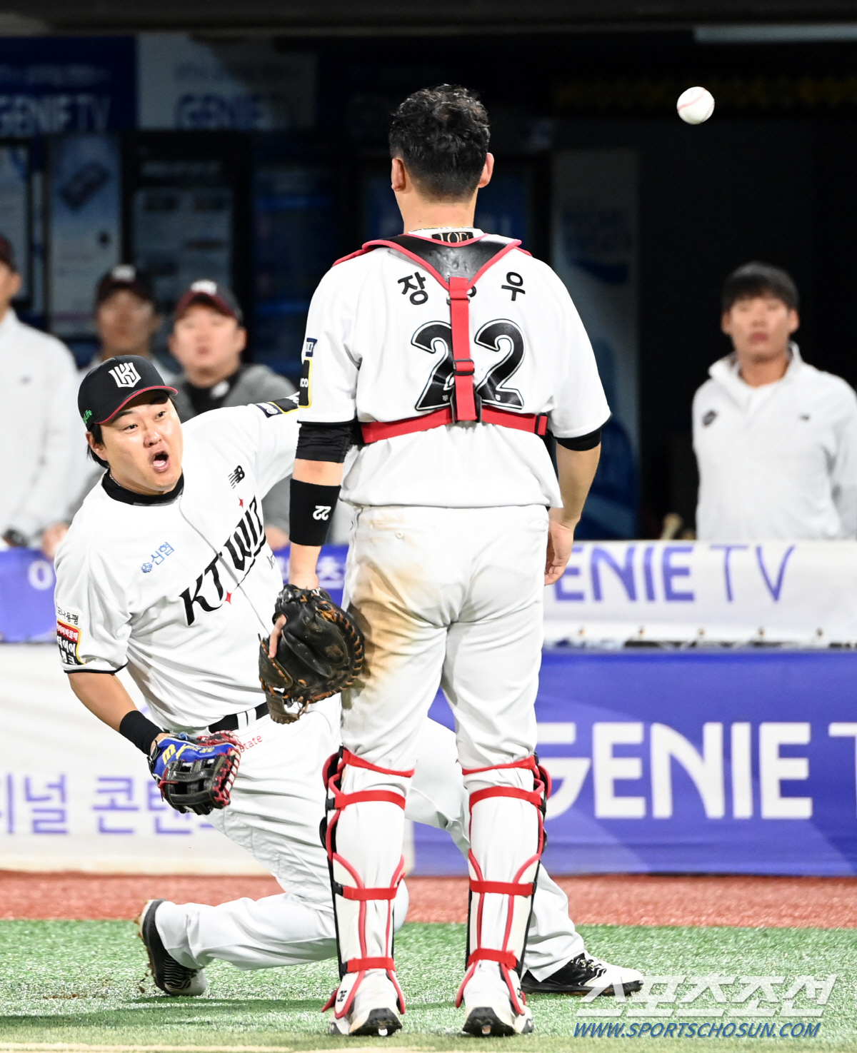 2차전 교훈 잊었나...오재일 치명적 실책, 100% 확률 3차전을 터뜨…