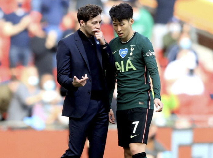 '손흥민 이젠 안녕' 드디어 떠난다! 'EPL 최초 20대 감독' SON…