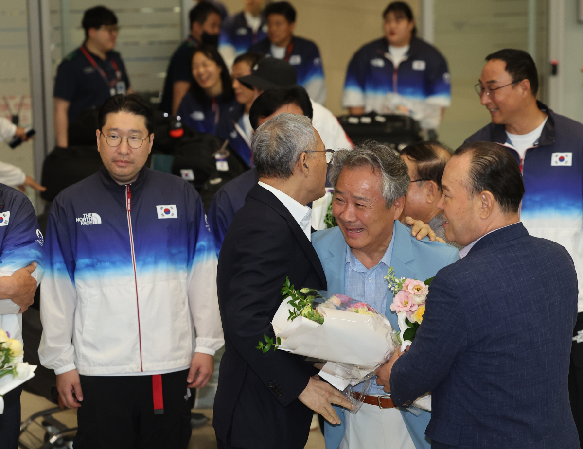 "3연임 전쟁의 서막" 대한체육회 향한 국조실X감사원X국감 '트리플' 전…