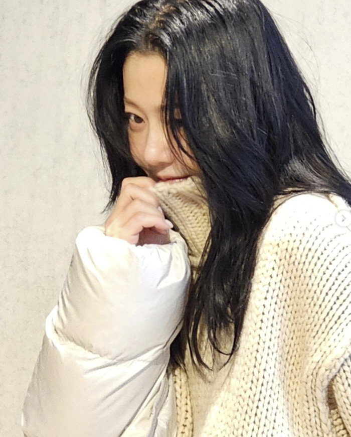 고현정, 잔소리 부르는 허당美..침대서 부스러기 흘리며 '간식 먹방'