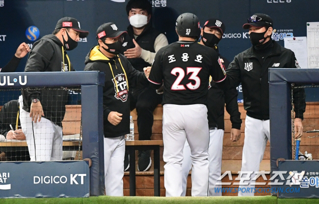 [공식발표]'창단 첫 우승 주역들과 핵심 유망주까지 나간다' 잔칫집 KT…