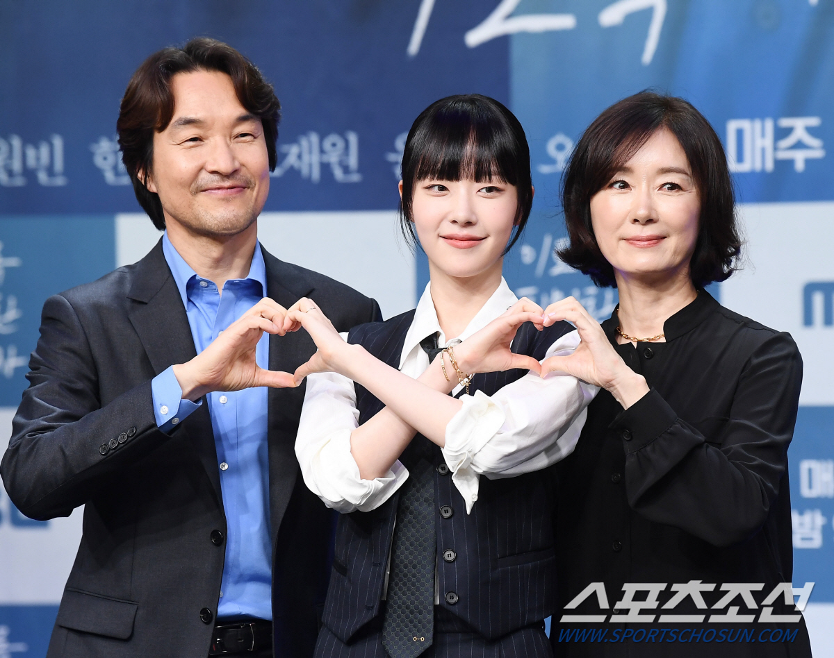 [포토] 한석규-채원빈-오연수, 가족 느낌 충만