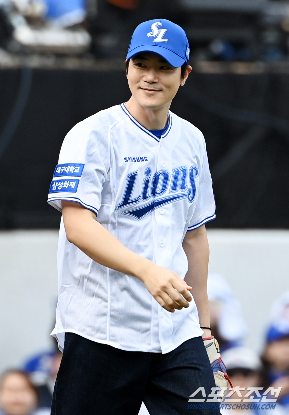 [포토] 김강우, 미소 지으며 라팍 마운드로