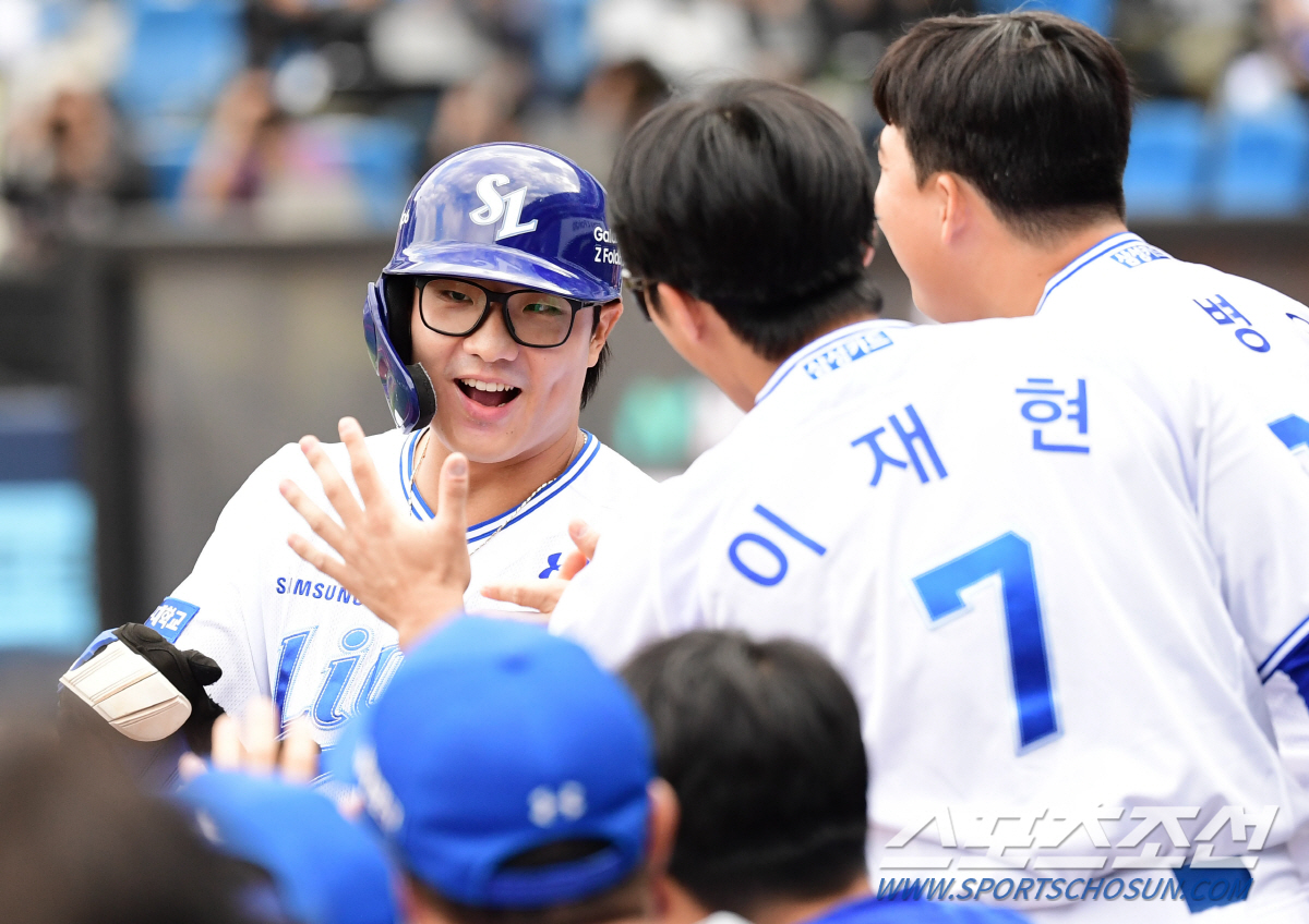 가을야구 초보 맞아? 데뷔전부터 작두탄 박진만...2번 윤정빈 카드 '대…
