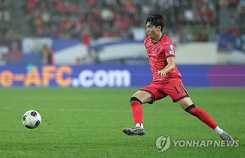 (용인=연합뉴스) 김성민 기자 = 15일 경기도 용인미르스타디움에서 열린 북중미월드컵 아시아 지역 3차 예선 B조 4차전 대한민국 대 이라크의 경기. 한국 배준호가 드리블하고 있다. 2024.10.15 ksm7976@yna.co.kr