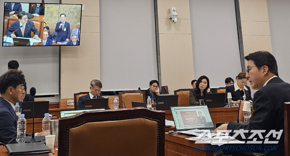 '특보 출신'김병철 스포츠공정위원장"나는 이기흥 회장 측근 아니다"[국감…