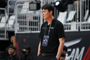 [EASL] 송영진 KT 감독, 