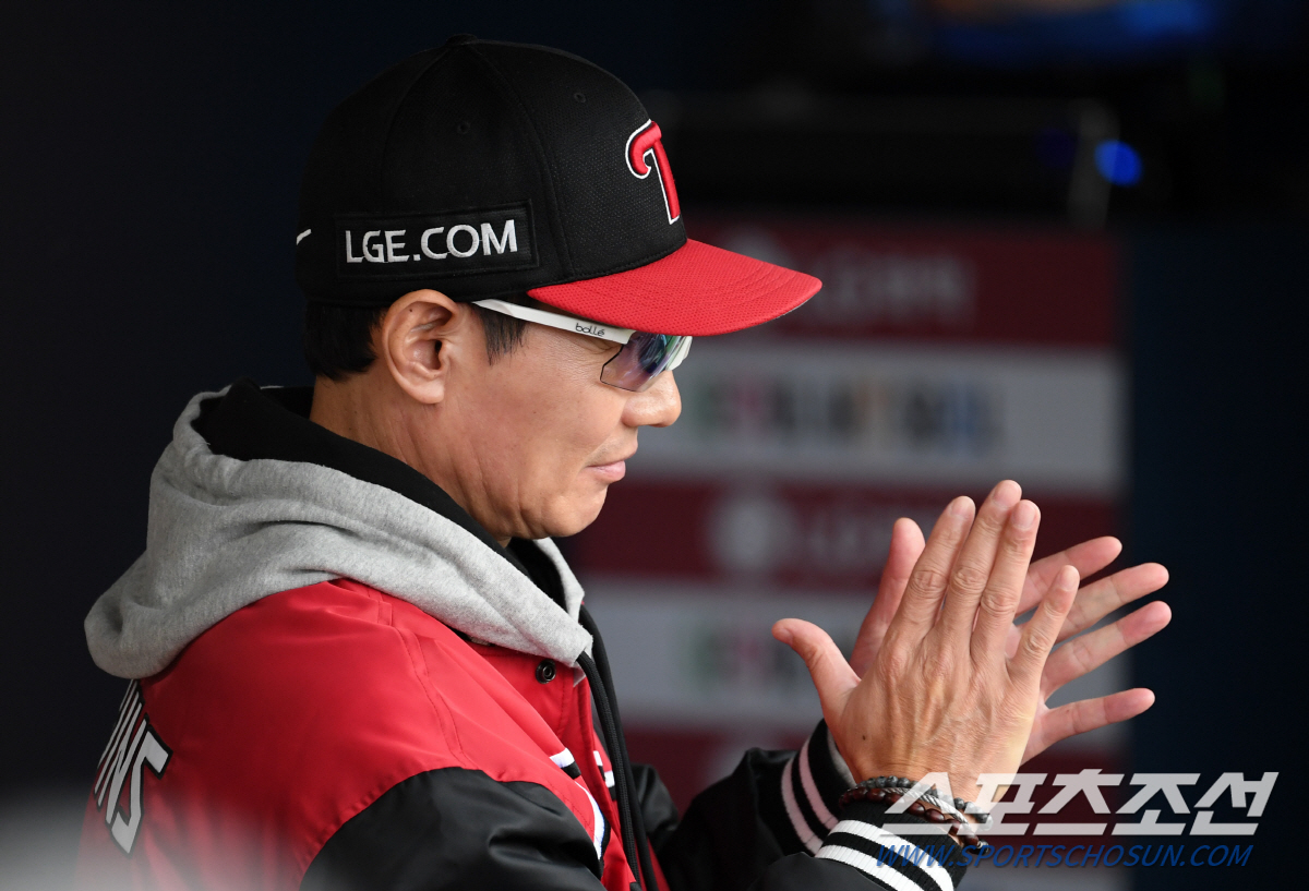 '파이어볼러 키운다.' 신인에 인색했던 LG의 이례적 행보. 1군 마캠에…