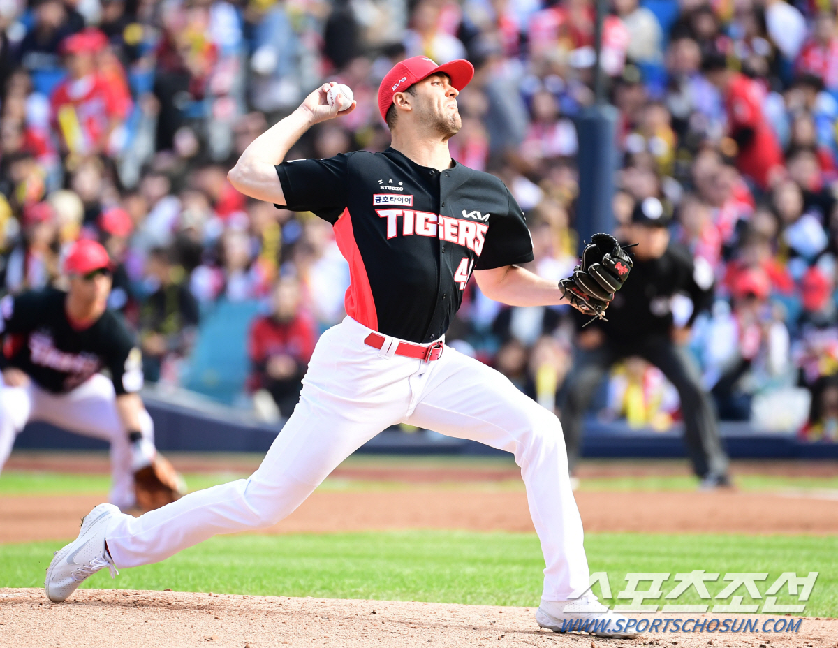 충격과 공포, 게임에서나 보던 '마구'의 현실화, 페디보다 위력적..."…