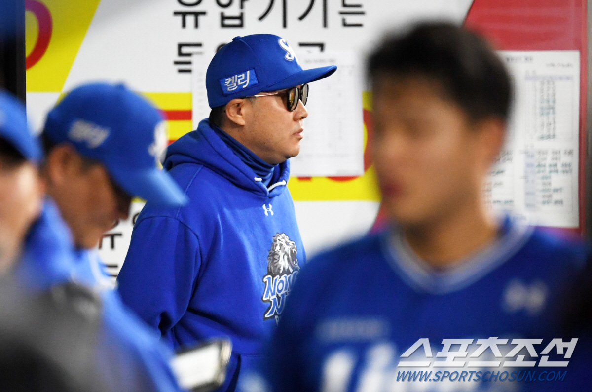 패장은 또 불펜 약점 절감했다 "준우승 아쉬워, 선수들은 악착같이 했다"…