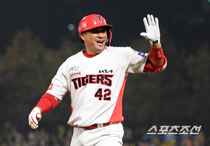 우승 직후, 주전 포수의 작심 쓴소리 "KIA 선수들 의식 바꿔야 한다"…