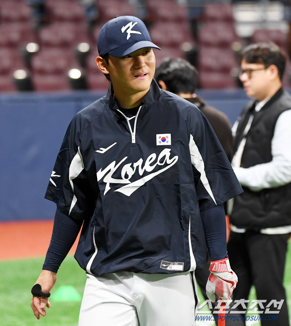 [SC숏폼] 통산 340홈런 KBO 레전드 장종훈 코치 사랑을 독차지한 …