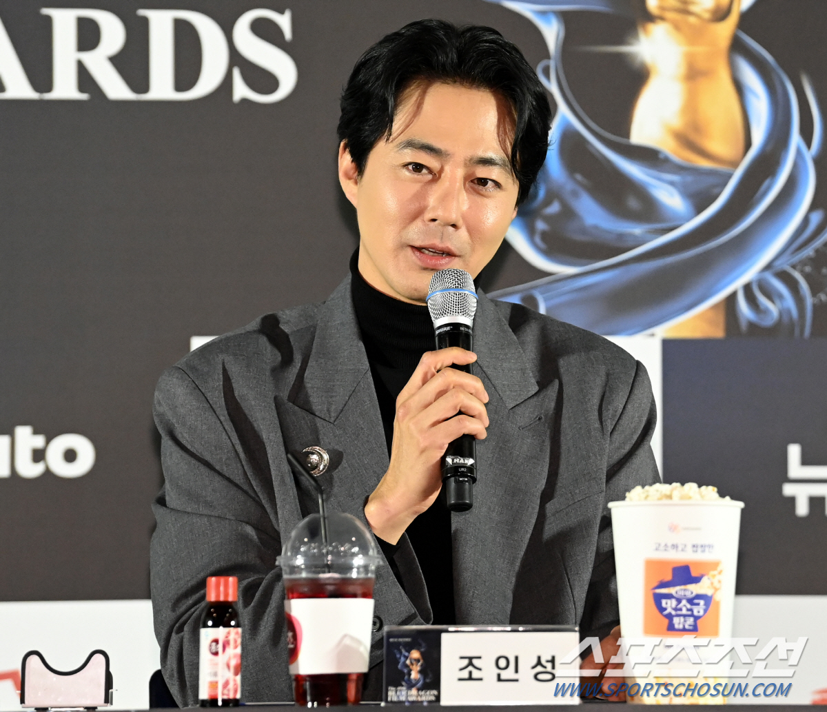 [청룡영화상]조인성 "홍초와 함께하는 행사, 기대 많이…홍초 있어 든든"