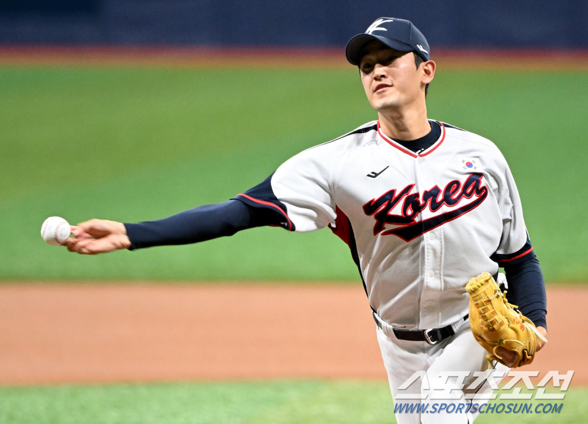 누굴 빼나 '꿈의 불펜' 12명이 12이닝 무실점이라니... 사실상 청백…