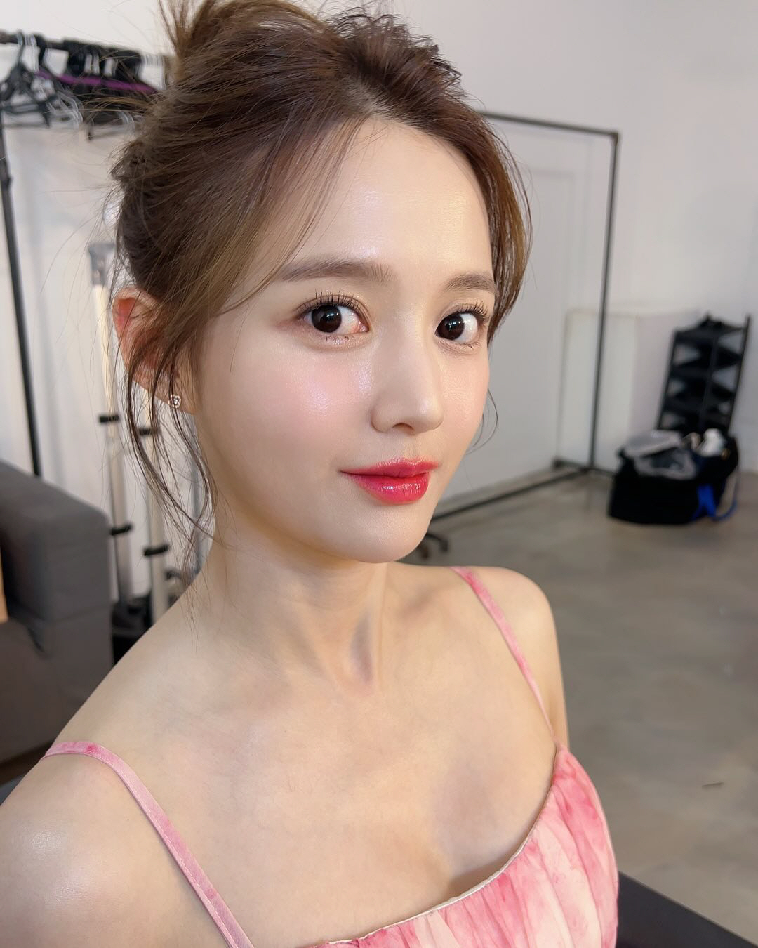 남보라, ♥손흥민 닮은 예비신랑 사로잡은 드레스 자태 '여신 미모'