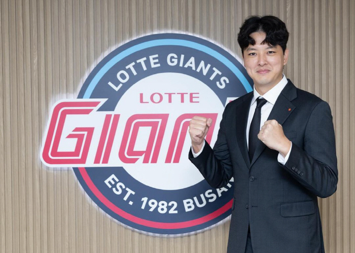 '이학주 쇼킹한 방출' 내부 단속 끝난 롯데, 유격수 외부 영입 가능성 …