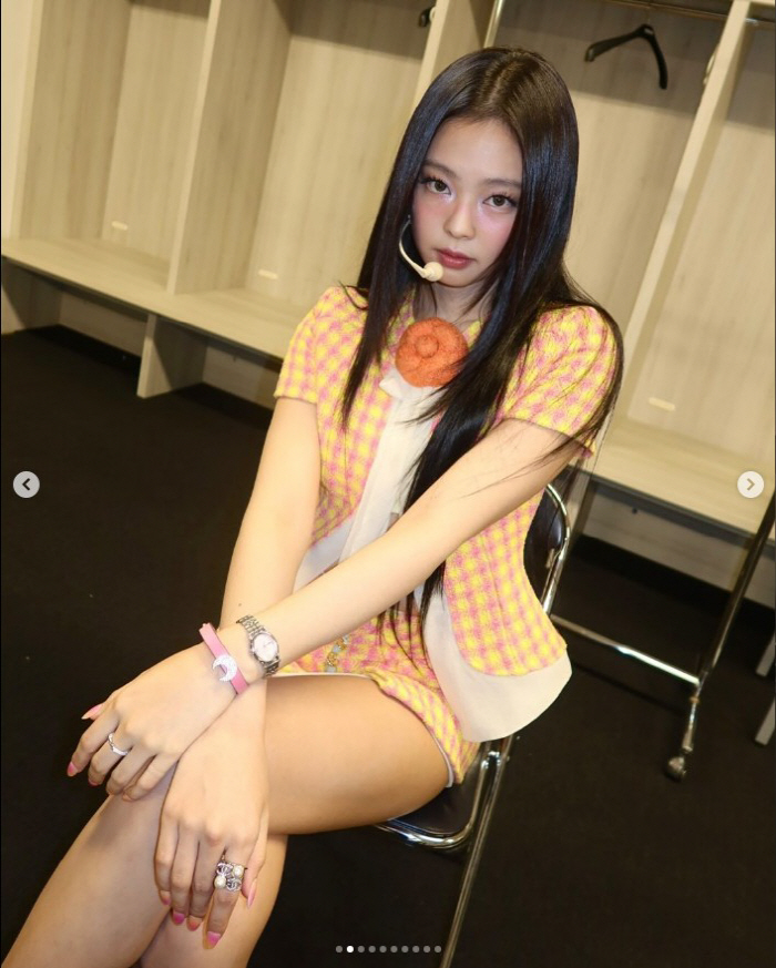 '163cm' 제니, 다리 길이가 '넘사벽'…섹시 큐티美 폭발