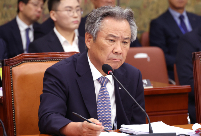 문체부, 이기흥 대한체육회장 직무정지 통보[오피셜]
