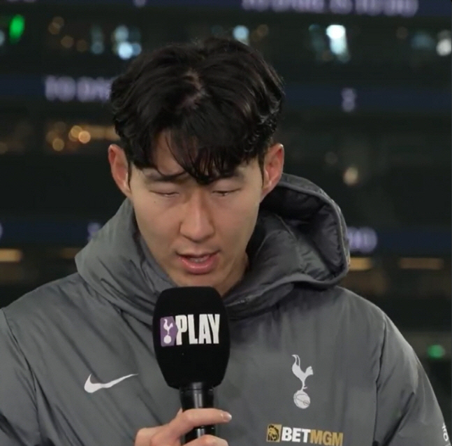 ‘충격패’ 손흥민 멘털 터졌었네...토트넘 승격팀에 무너져, 팬서비스도 …