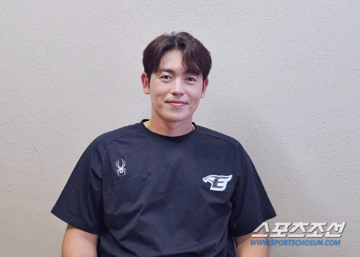 "한화도 가을야구 해야죠"…재활 터널 끝이 보인다, '태양'은 개막에 떠…