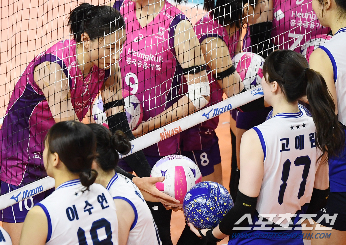 남의 공 탐내던 김연경이 돌변한 순간...현대건설도 막지 못한 9연승의 …