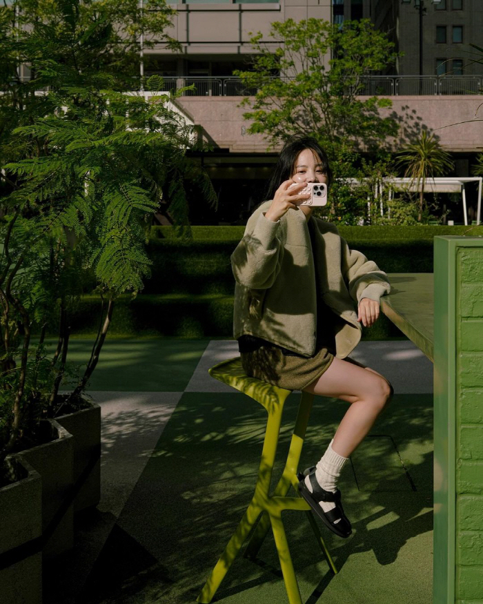 윤승아♥김무열, '결혼 10년차'에도 '팔짱 꼭' 끼고 데이트...여전히…
