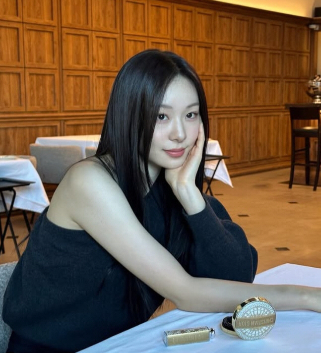 [SCin스타] 김연아, 우아한 미모에 남편 고우림도 '좋아요'… 여왕의…