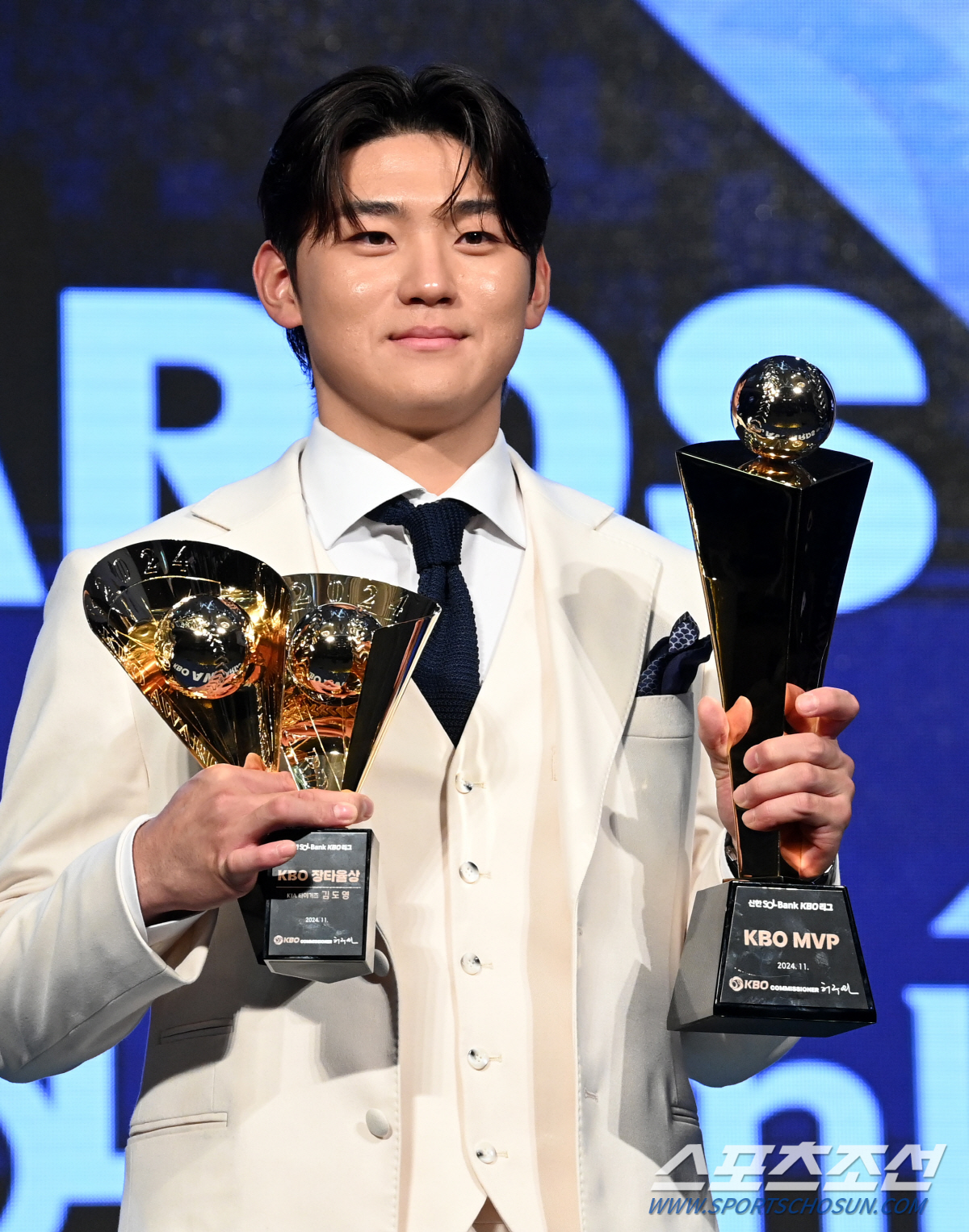 MVP 시즌에 매긴 점수 '80점'…만족없는 김도영 "만장일치? 다음 목…