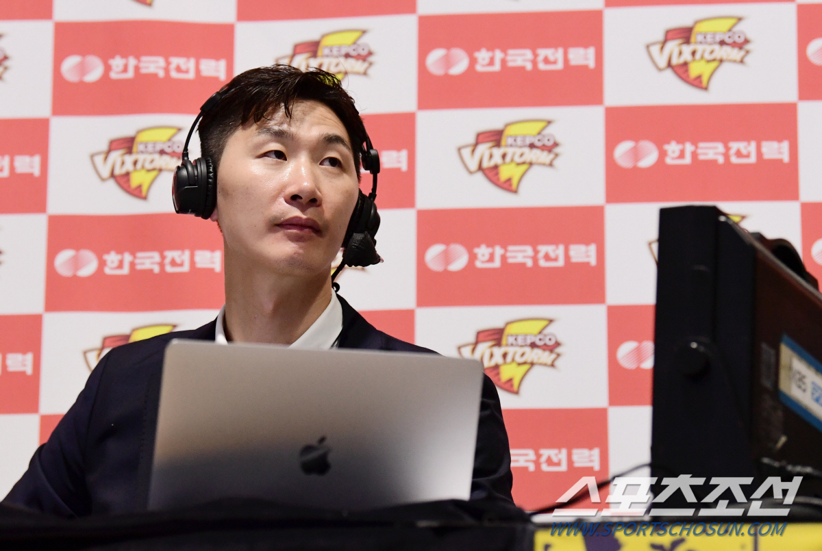 2m 좌완 투수가 될 뻔했다?…운명과 같았던 6623 금자탑, "후배들 …