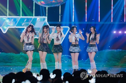 [어도어 제공. 재판매 및 DB 금지]