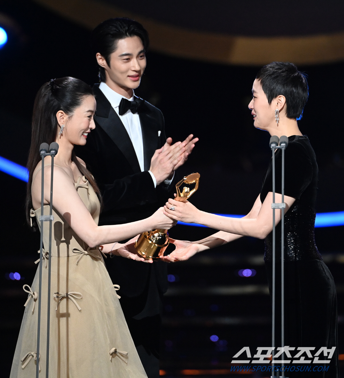[포토] 정유미-김고은, 진심으로 축하