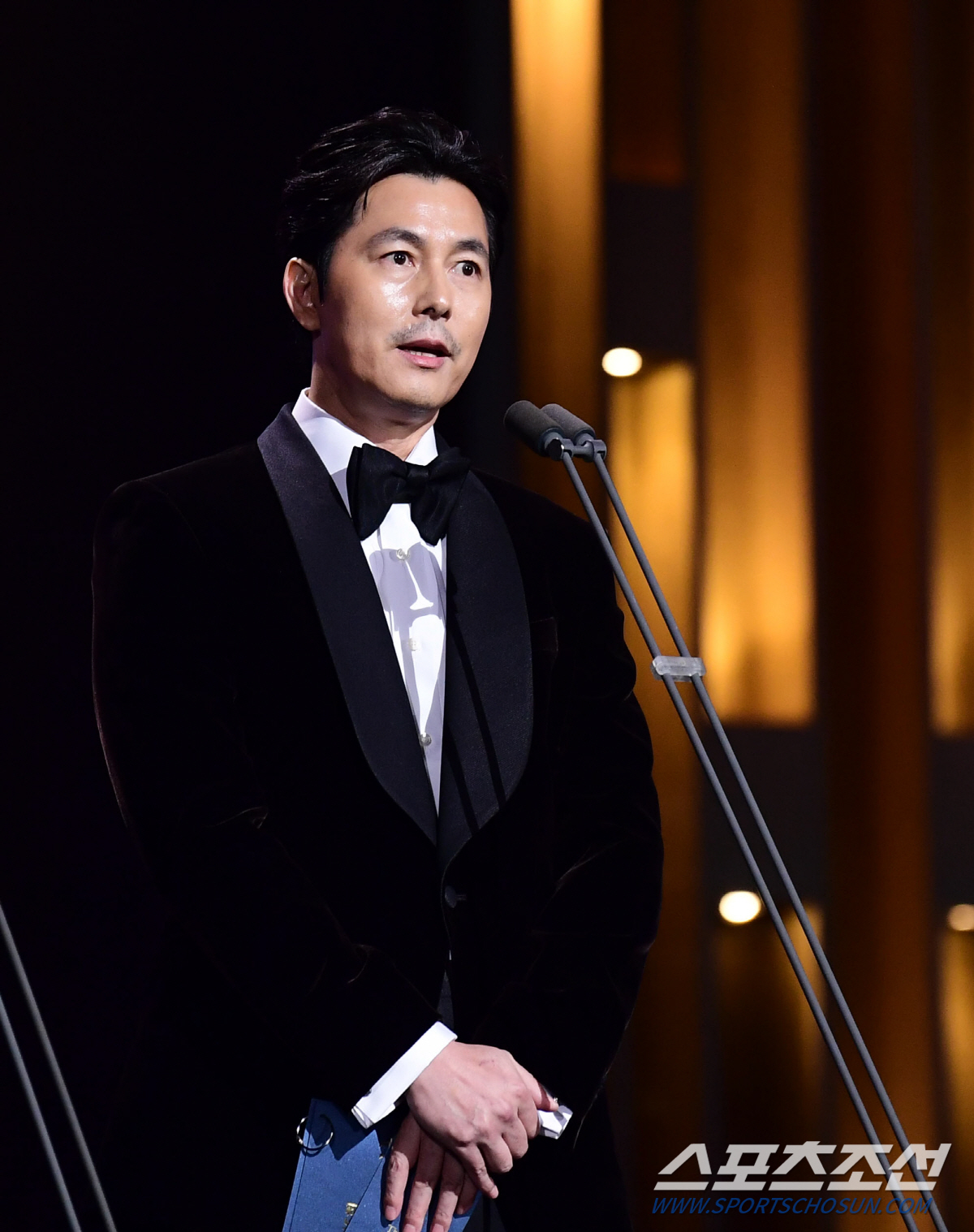 '정면 돌파 승부수 던진' 정우성, 배우 동료들은 '박수 응원'[SC이슈…