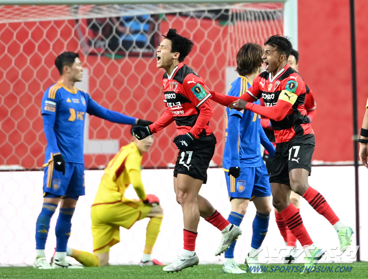 "축구 인생 통틀어 가장 부상 관리 잘 된 시즌"→"불안해서 밀가루 못 …