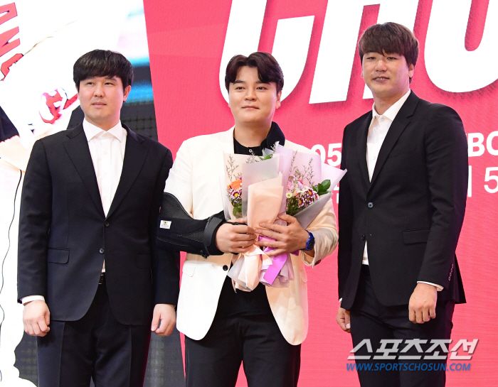'투수 주장 탄생' 추신수 은퇴한 SSG, 새 캡틴은 김광현 "잘할거라 …