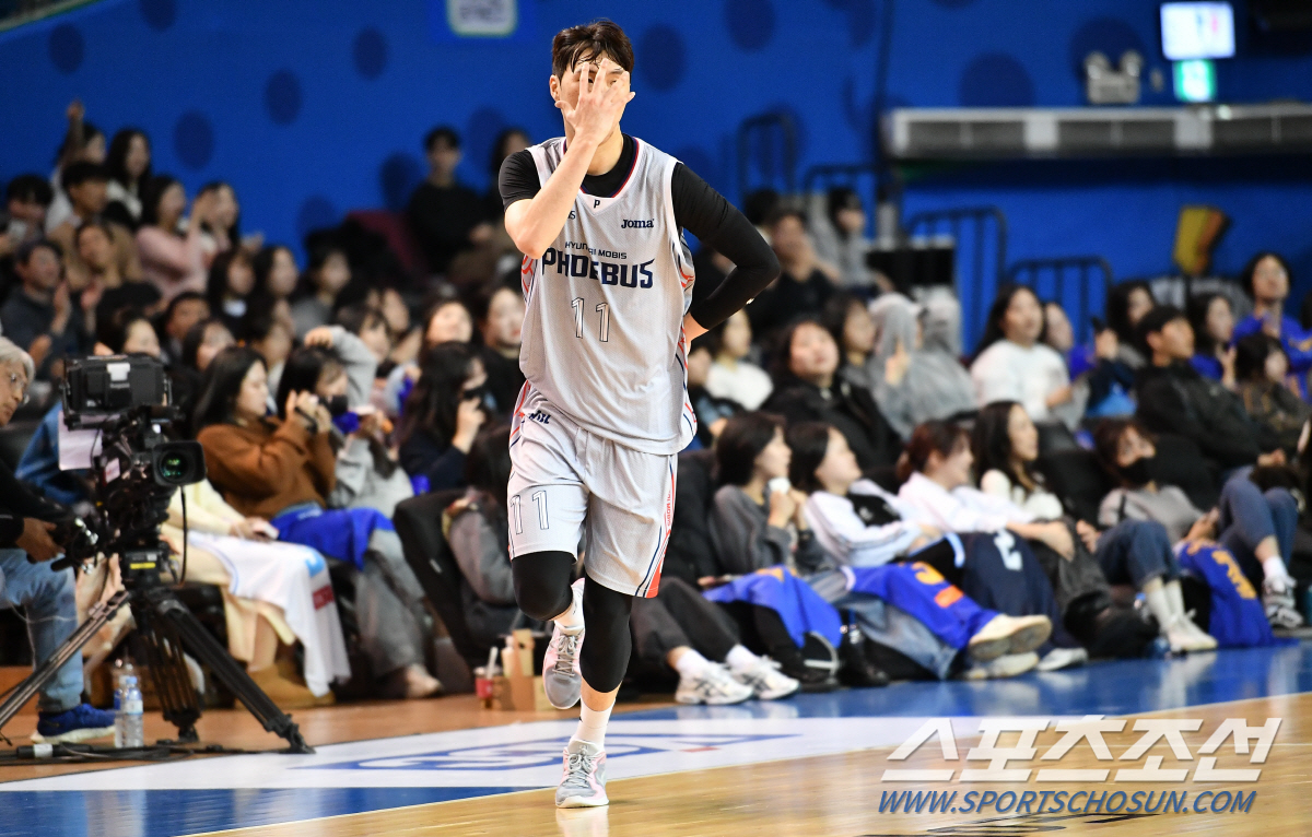 "이우석 17점 7리바운드" 현대모비스,삼성 원정서 87대71대승...삼…