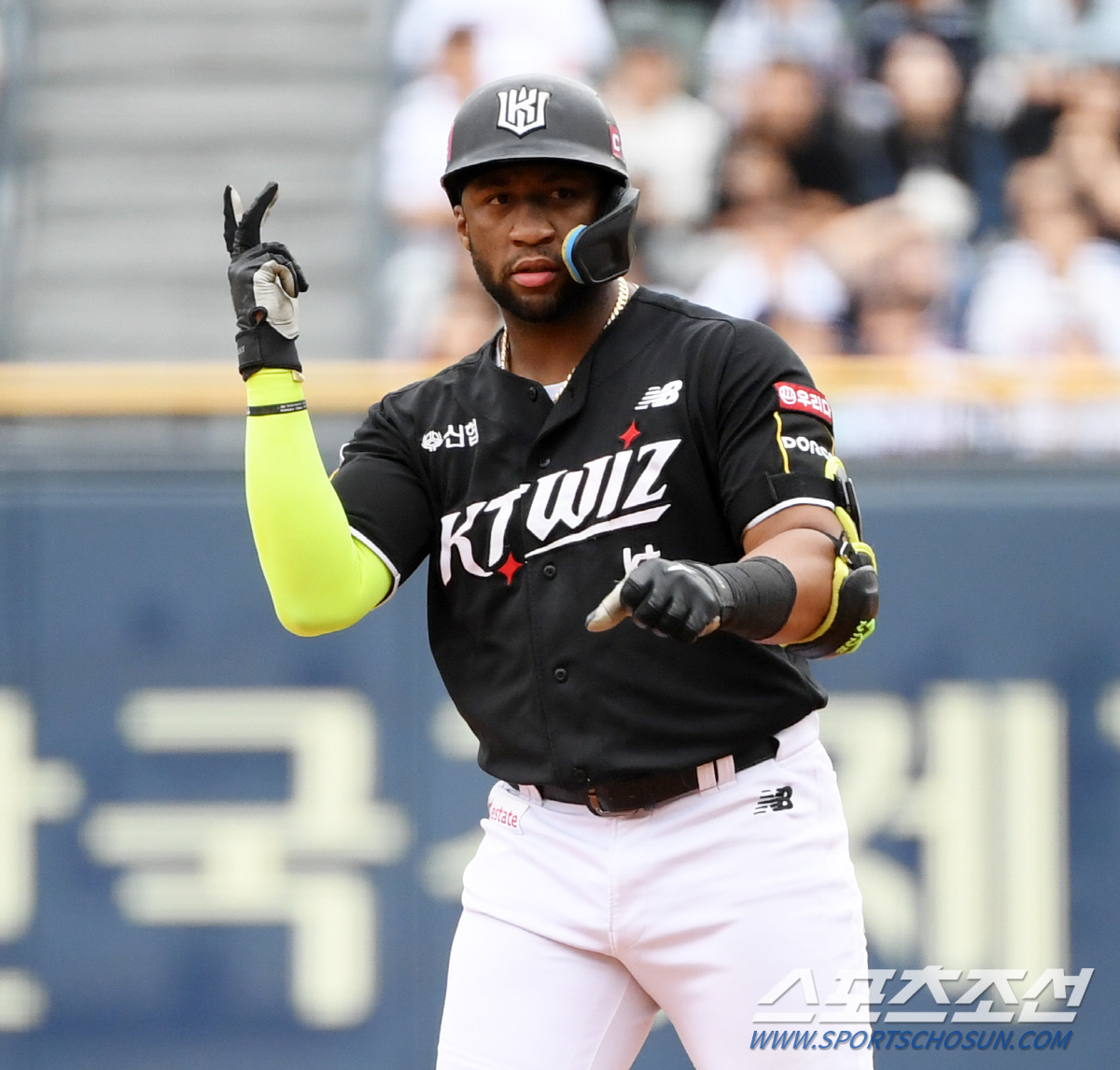 미국? 일본? '노학수'는 수원에 남는다...KT, 로하스와 180만달러…