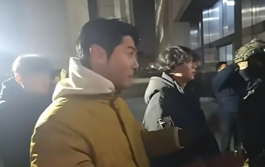 "종북몰이→더 못참아" ★들도 '비상 계엄 사태' 쓴소리 [종합]