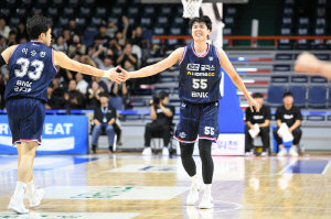 '1년전과 똑같네' 디펜딩챔피언 KCC의 비애…연이은 '부상이슈'에 지난시즌 악몽 떠올라