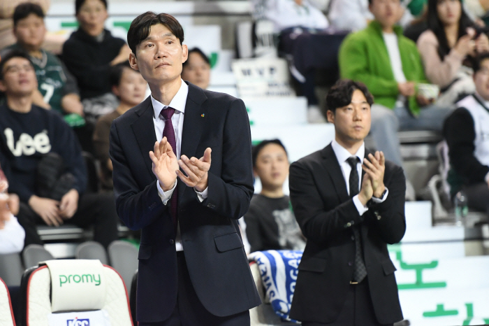 [현장인터뷰] DB 김주성 감독 "오누아쿠가 여전히 중심. 김시래 너무 잘 풀어주고 있다"