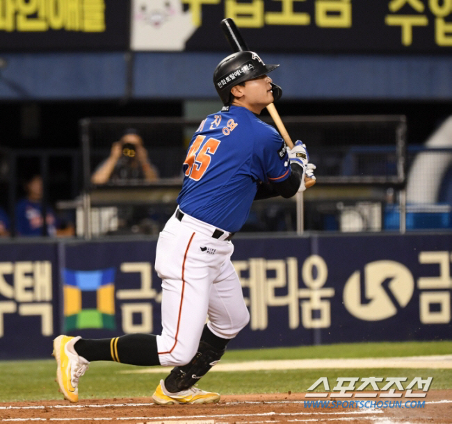 68G 책임진 중견수가 나갔다…'新구장 시대' 센터라인 최후의 보루, 무…