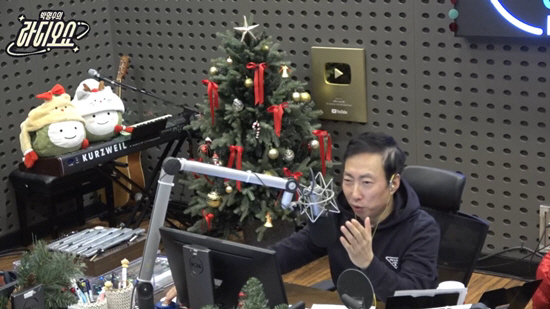 박명수, 비상계엄 선포에 분노했다 "우리라도 정신 바짝 차려야" ('라디…