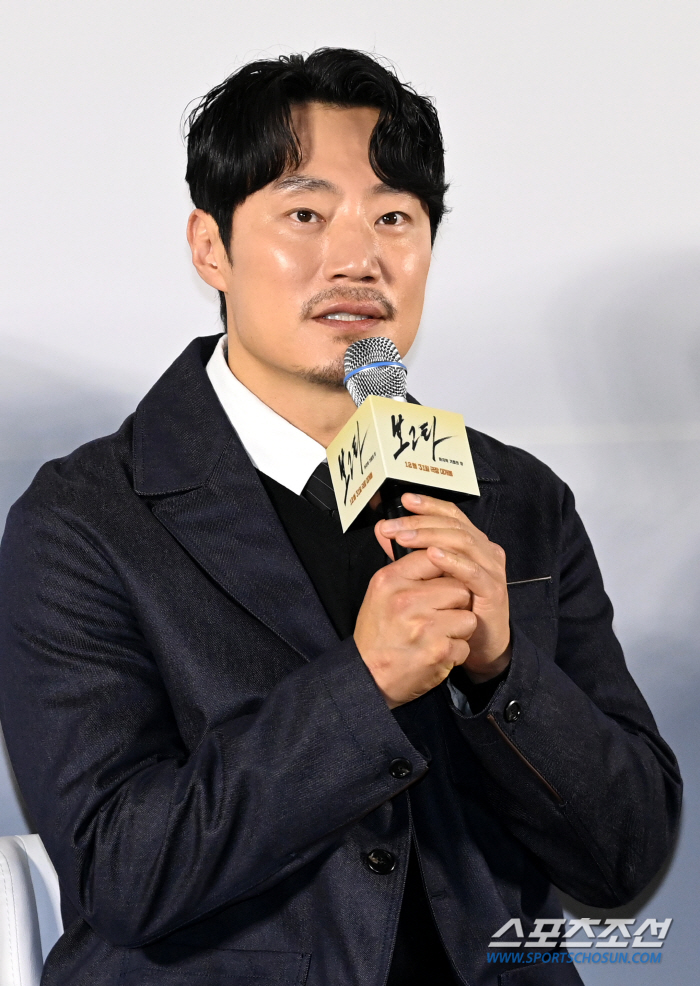 [SC현장] "욕망 드글드글"…'두 아이 父' 송중기→이희준 '보고타',…