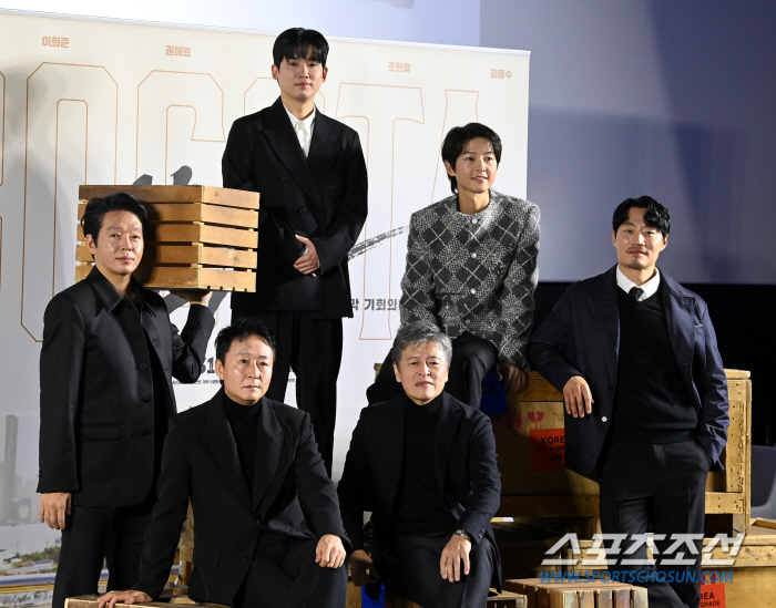 [SC현장] "욕망 드글드글"…'두 아이 父' 송중기→이희준 '보고타',…
