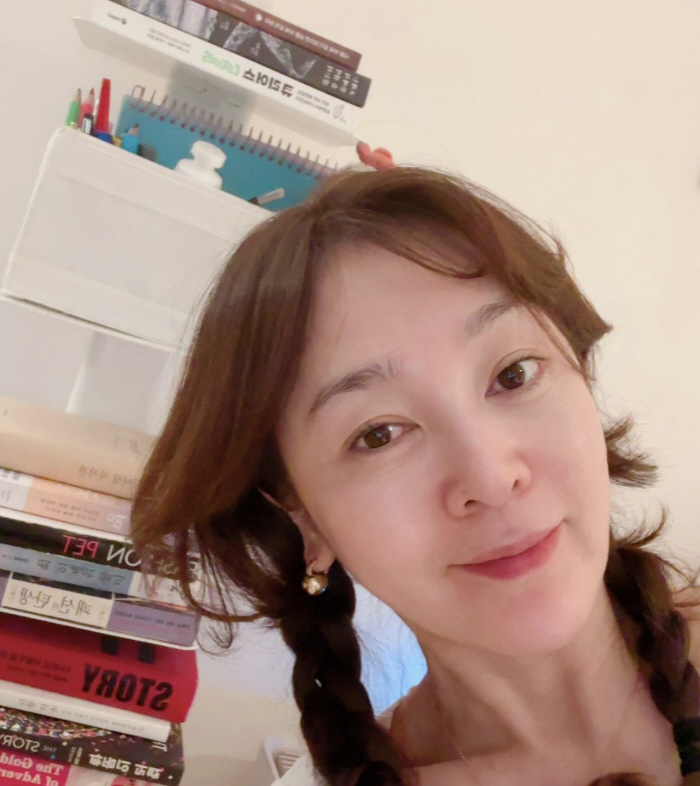 '56세' 이승연, 건강 적신호 고백했다 "우울감으로 고생, 이제야 정신…