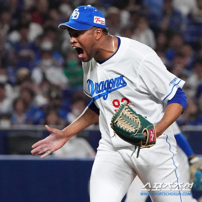 ERA '0.88' 특급 마무리 두고 '43세이브' 초특급 마무리 영입 …